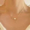 Pendentif Fleur Élégante